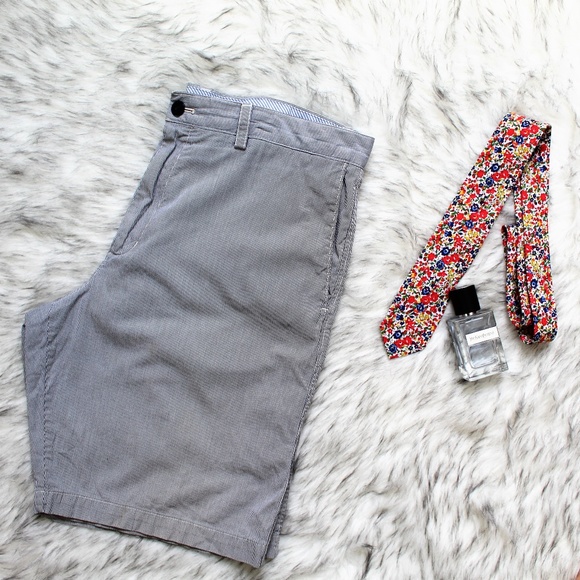 Banana Republic Other - Men's Banana Republic Navy Striped St Cord Shorts